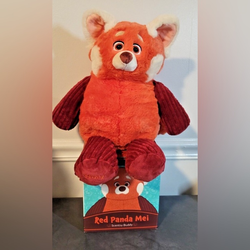 Disney & Pixar Red Panda Mei Scentsy Buddy & Pak| Disney’s Turning Red| NIB- $45